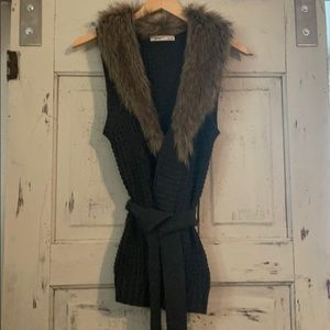 Fur collar vest